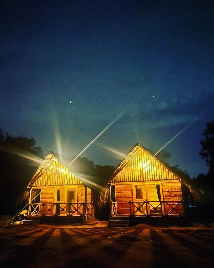 Banana Tree Home Stay Hampi Bagian luar foto
