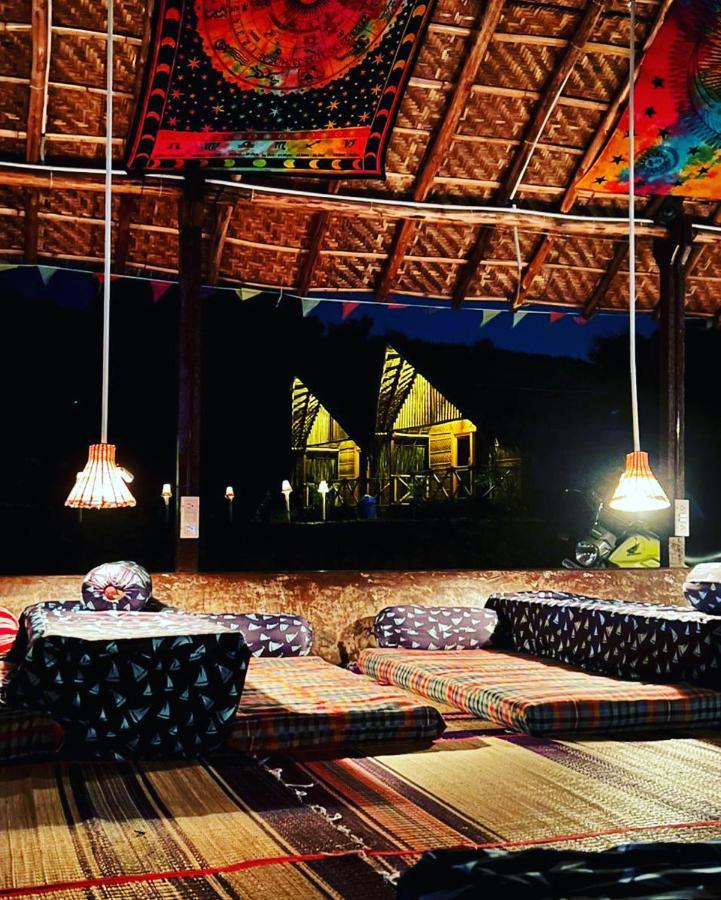 Banana Tree Home Stay Hampi Bagian luar foto