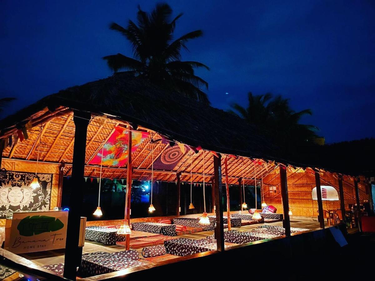 Banana Tree Home Stay Hampi Bagian luar foto