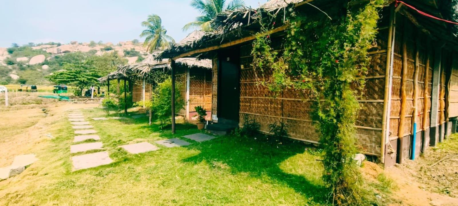 Banana Tree Home Stay Hampi Bagian luar foto