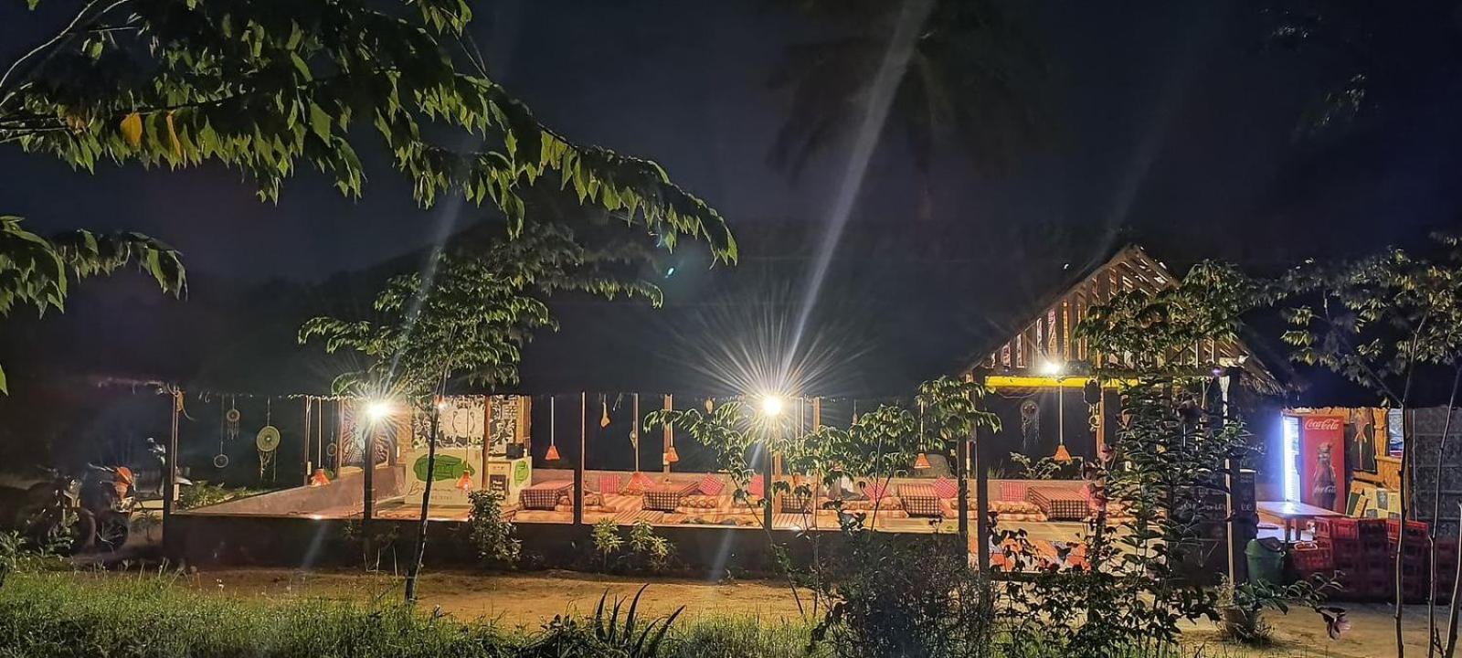 Banana Tree Home Stay Hampi Bagian luar foto